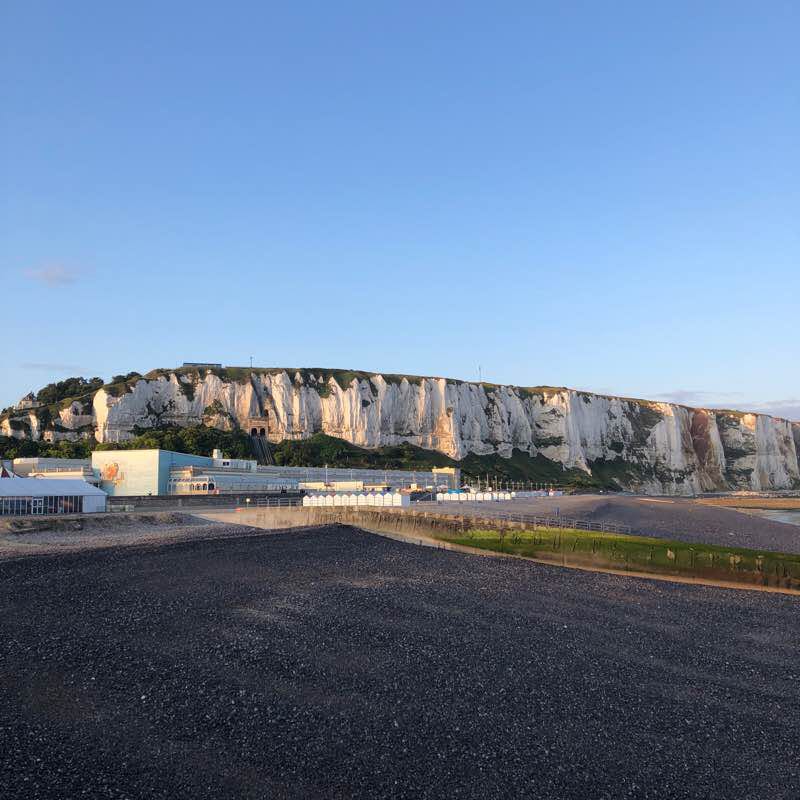 Around the cliffs ... walking route map in Le Tréport