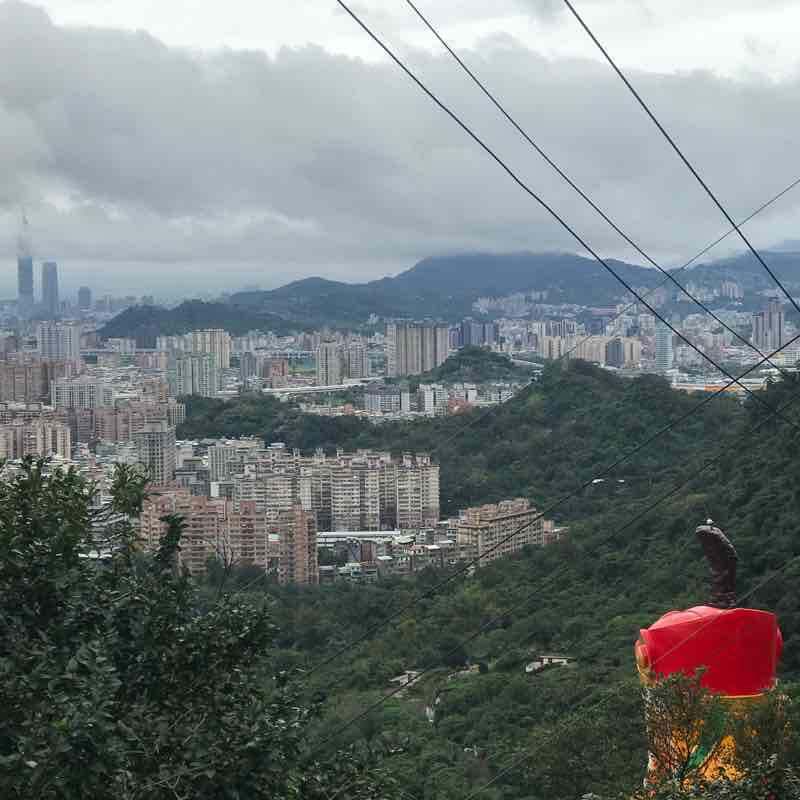 洪爐地福德宮及其登山步道