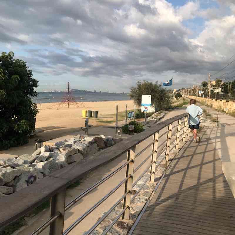 Beach walking route map in Montgat