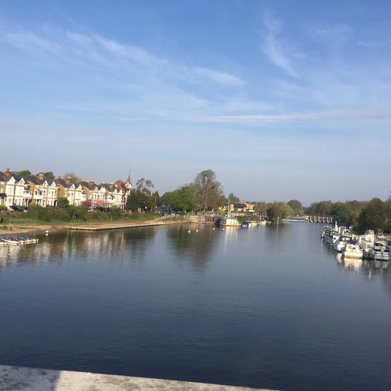 Hampton Court River Thames