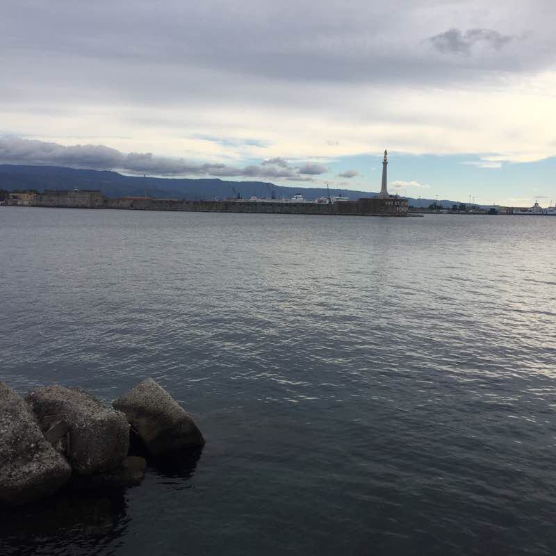 Passeggiata al mare Messina