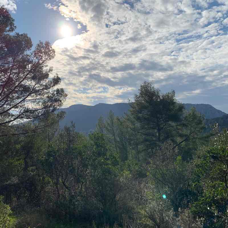 Mont Combe walking route map in Le Revest-les-Eaux