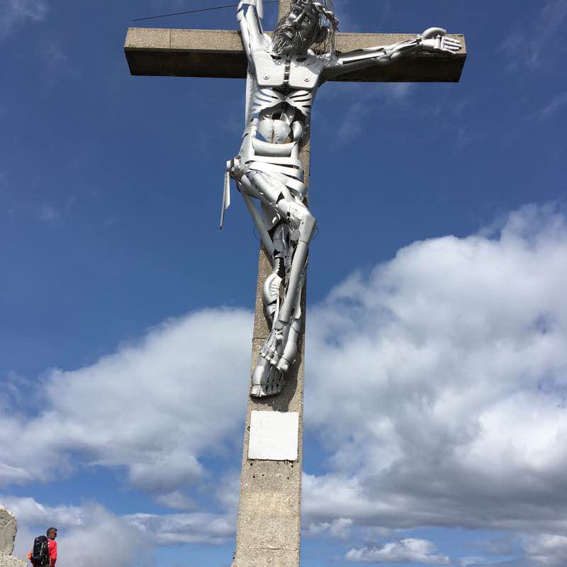Ride of the ridges up to Mount Summano walking route map in Cavecchia
