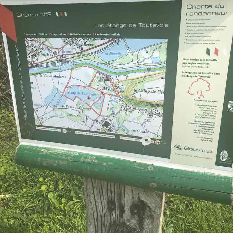 Pond of Alloy Gouvieux walking route map in Gouvieux