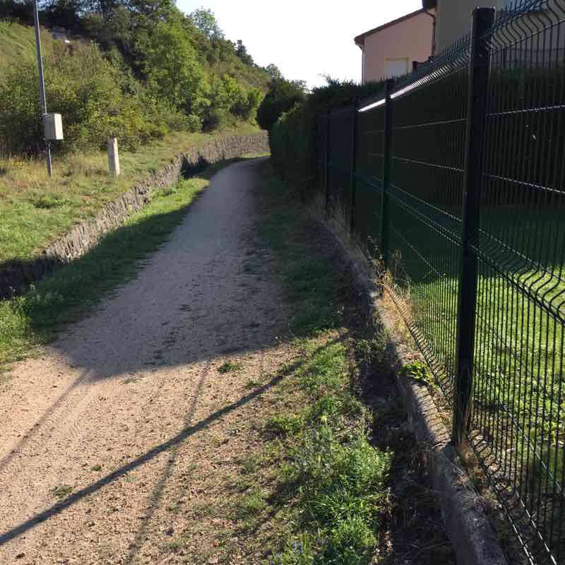 Greenway walking route map in Coubon