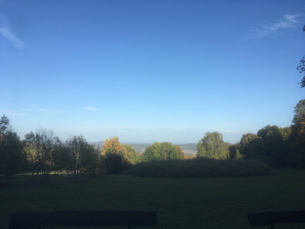 Schweinfurter Haus Naturlehrpfad Basaltwand Wanderweg