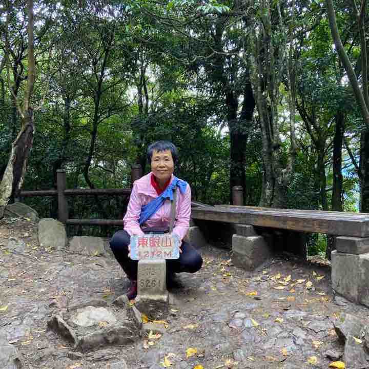 東眼山標高1212公尺自導式步道