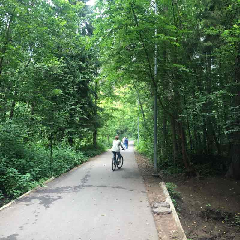 Велопрогулка по Балатовскому парку