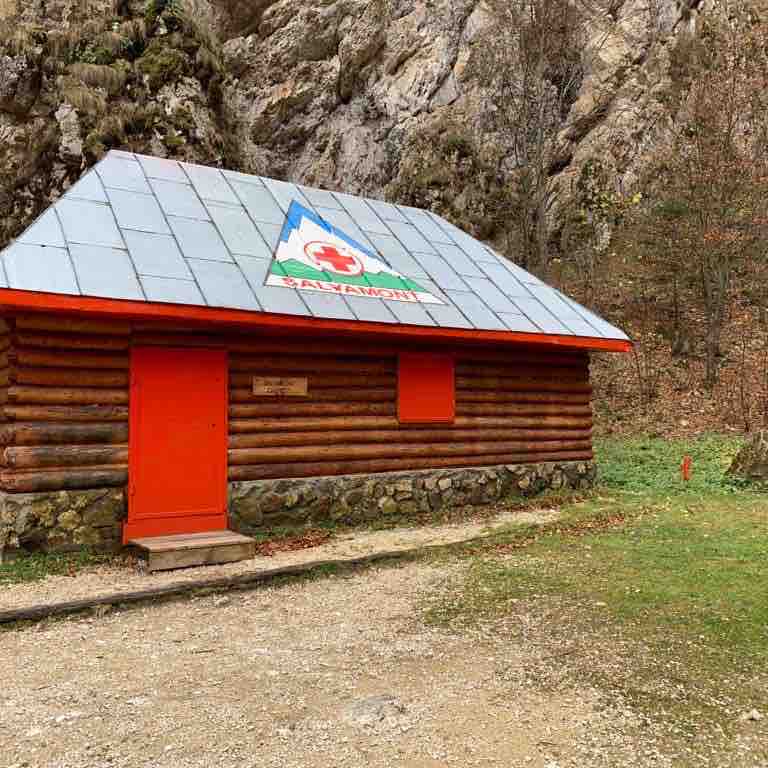 Zarnesti Canyon walking route map in Măgura