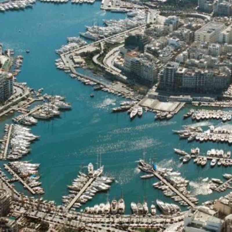 Piraeus walk around walking route map in Pireas