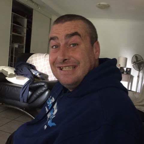 Quick walk aground Eastlakes