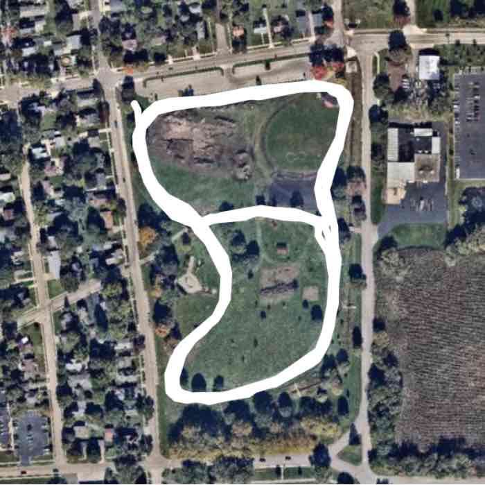 Carpenter Park walking route map in East Dundee