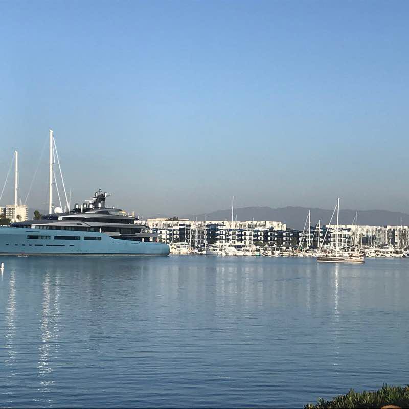 Pedestrian friendly beach 