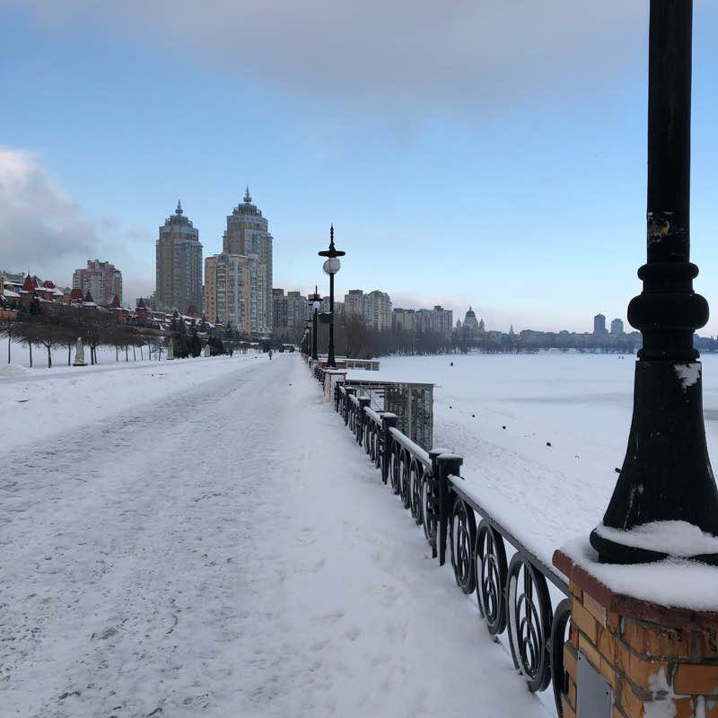 Obolonskaya emb. -Postal p walking route map in Kyiv