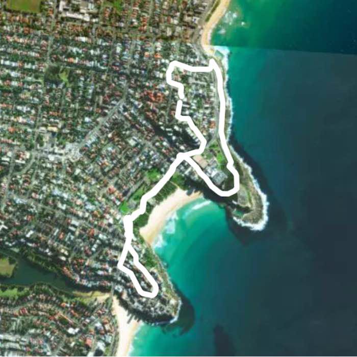 Queens headland loop walking route map in Freshwater