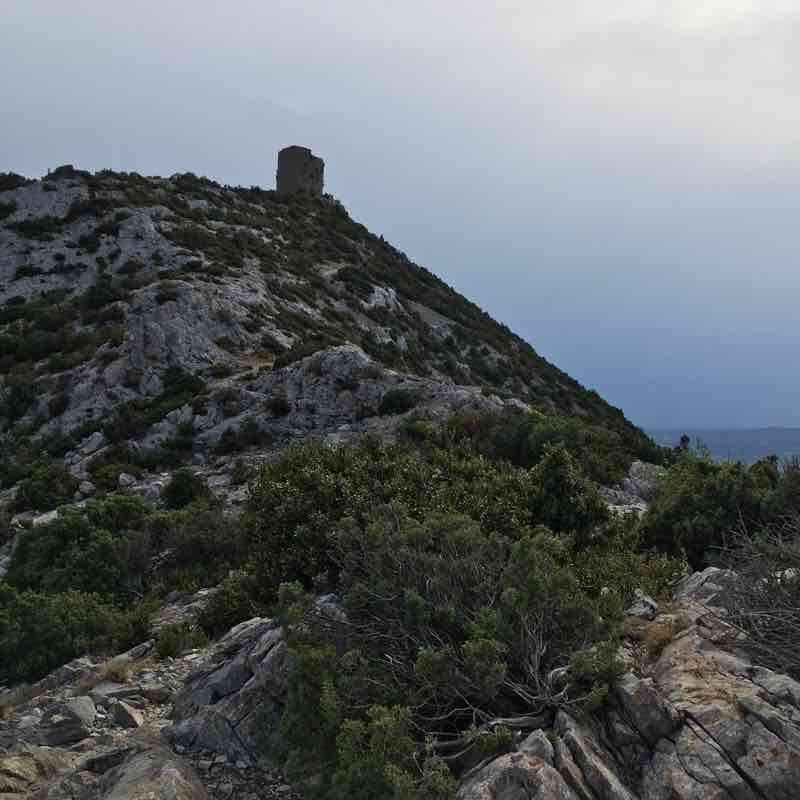 La tour del far Tautavel walking route map in Tautavel