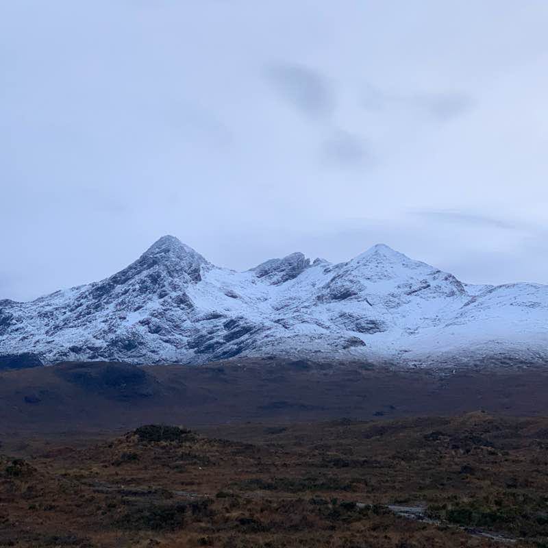 Cuillin Mountain Range Foot Trail β°π»π walking route map in Sligachan
