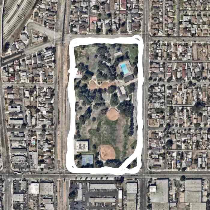 Athens Park S Broadway walking route map in Compton