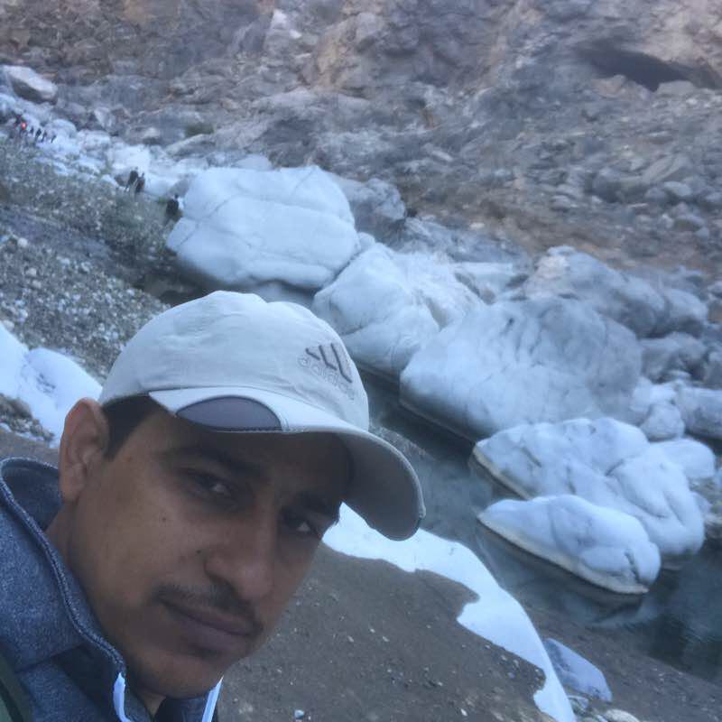 A narrow valley walking route map in سيماء