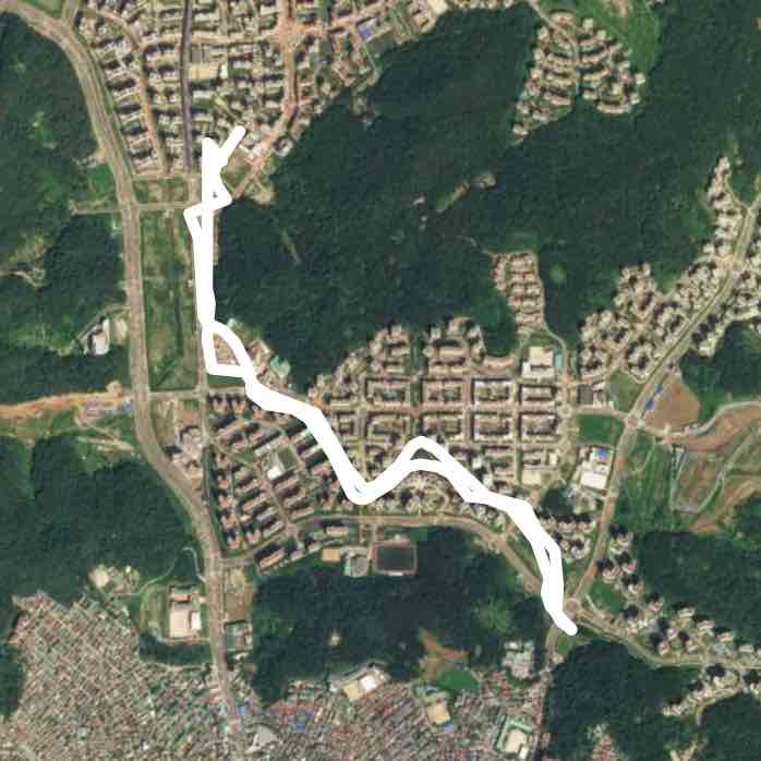 토욜 동네 보름달