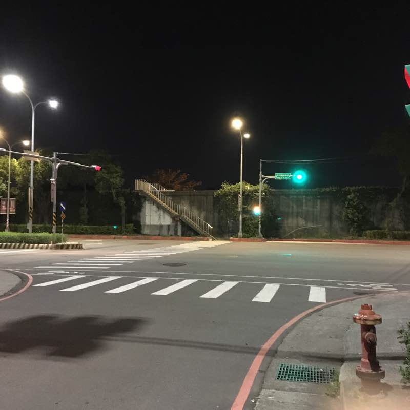 板橋河濱與新月橋