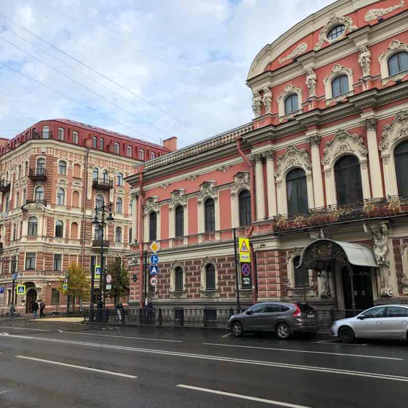 Кирочная улица