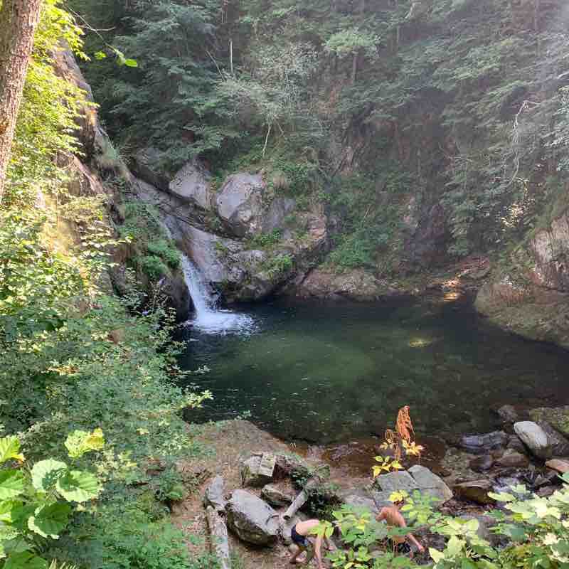 Old hammer mill and waterfall walking route map in Cademario
