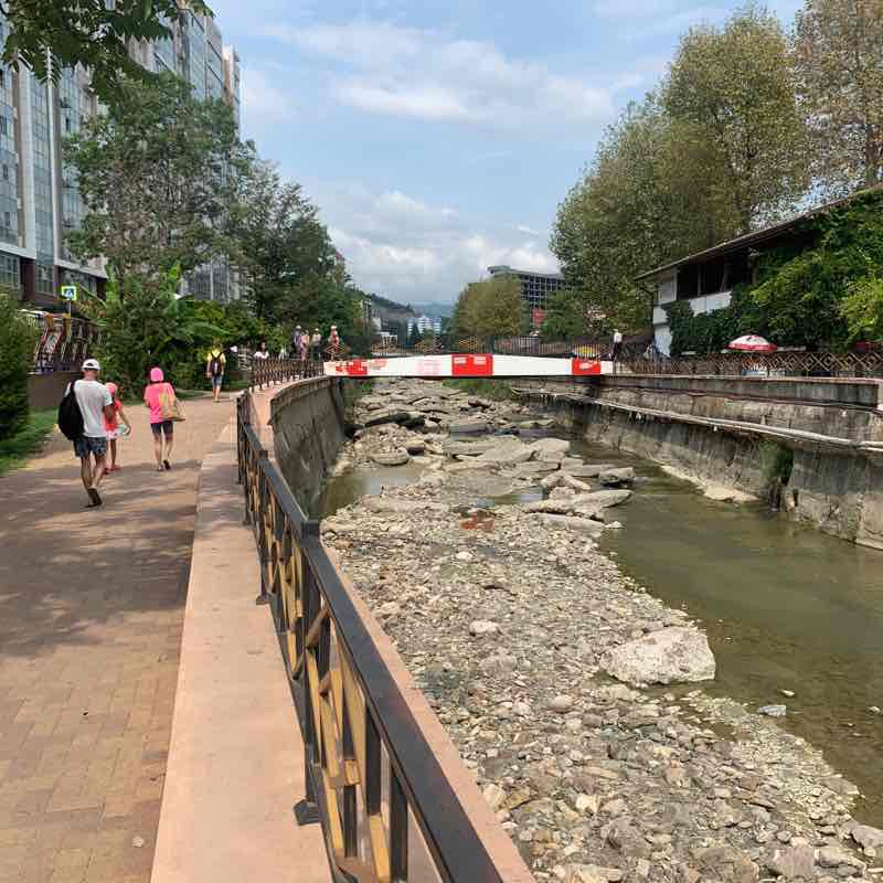 Набережная реки Псахе (Сочи