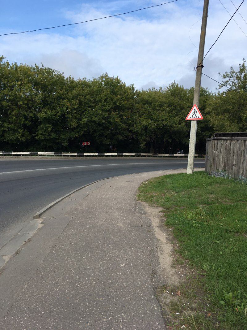 walking near me on 在科斯特罗马的早晨 walking route
