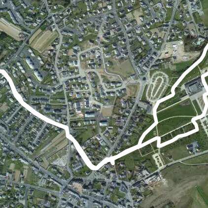 The Langueux meadow walking route map in Langueux