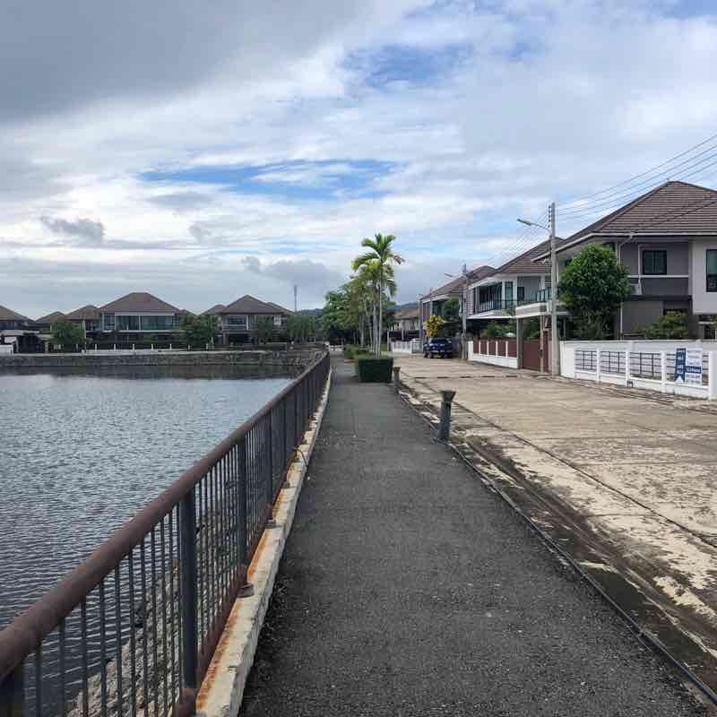 THE PREMIO LAKEHILL Community walking route map in Tambon Ban Bueng
