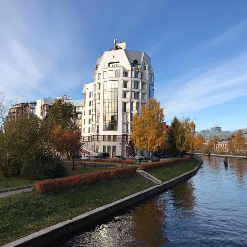 Ждановская набережная и Петровский парк