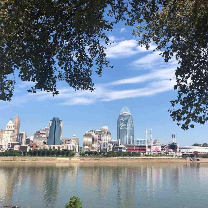 Covington river walk Trail Kentucky, USA Pacer