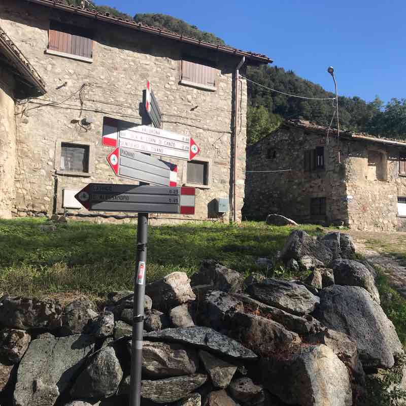 Megna from Pagnano walking route map in Valbrona