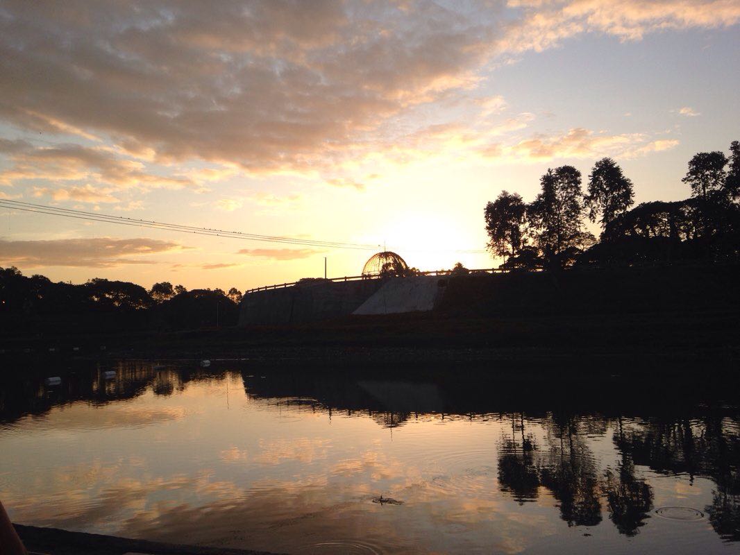 walking near me in Marikina River Park in winter