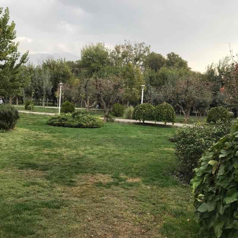 Khanevadeh Park walking route map in Karaj