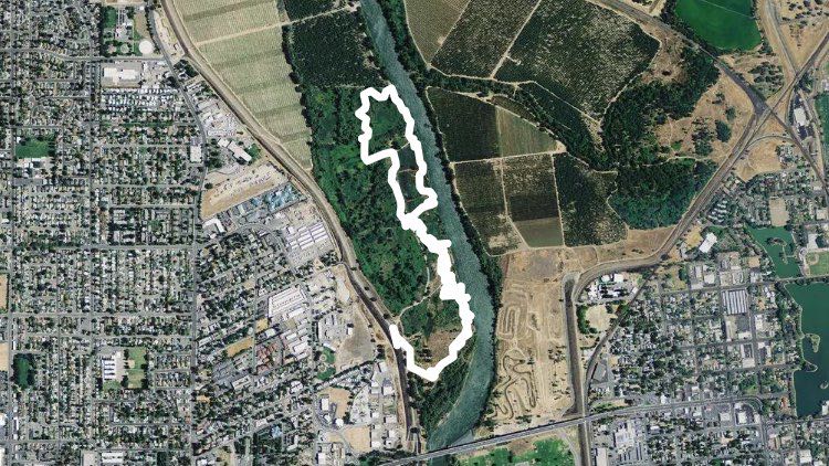 Feather river parkway walking route map in Yuba City, California, USA