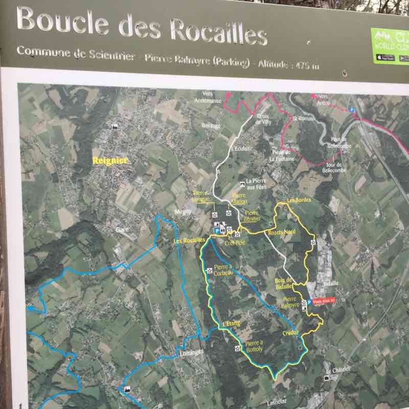 Loop of rockeries walking route map in Reignier-Esery