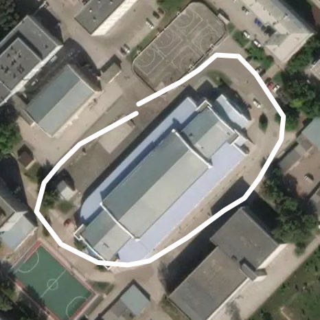 Вокруг дворца спорта