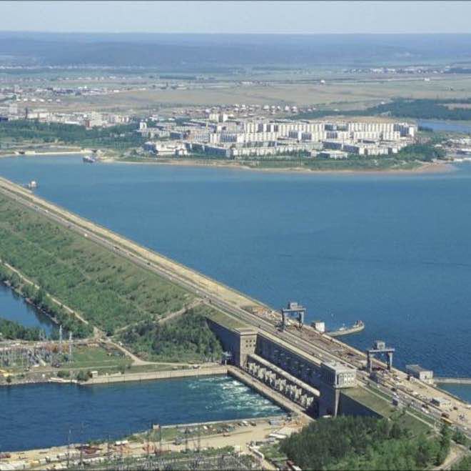 Плотина ГЭС