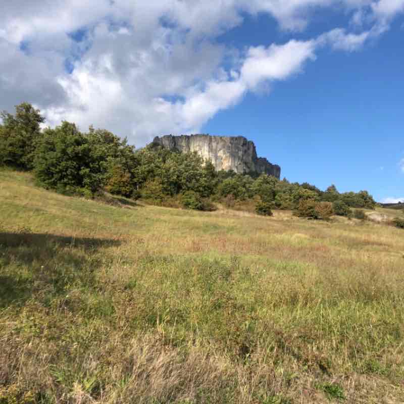 Giro completo intorno alla Pietra di Bismantova