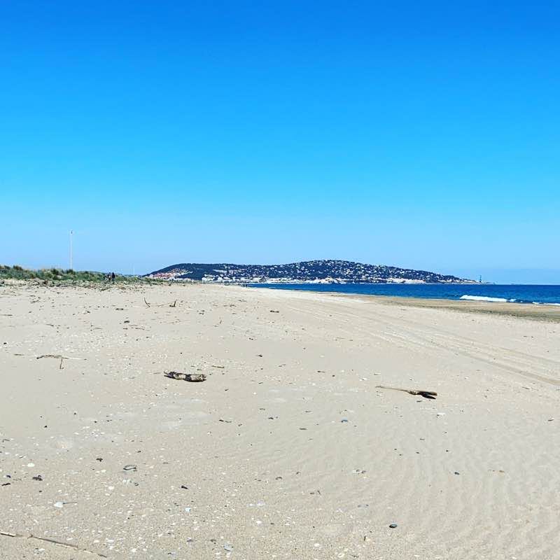 Ballade sur la plage jusqu’au 3 digues