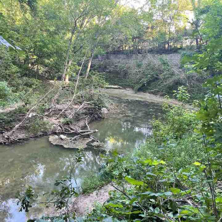 Oak Point Park and Nature Preserve