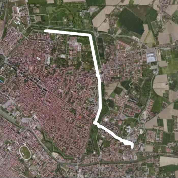 Walls via po pose walking route map in Ferrara