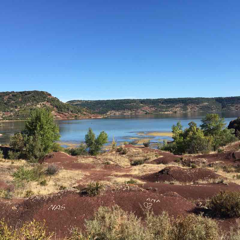 Lake Salagou walking route map in Clermont-l'Hérault