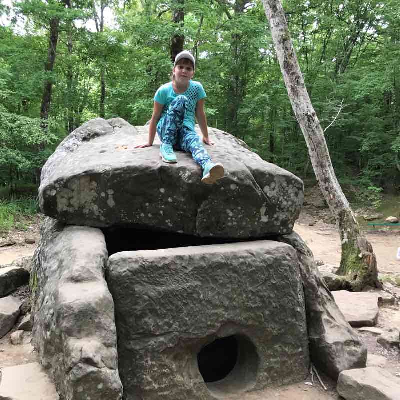 Waterfalls Jane walking route map in Vozrozhdenie