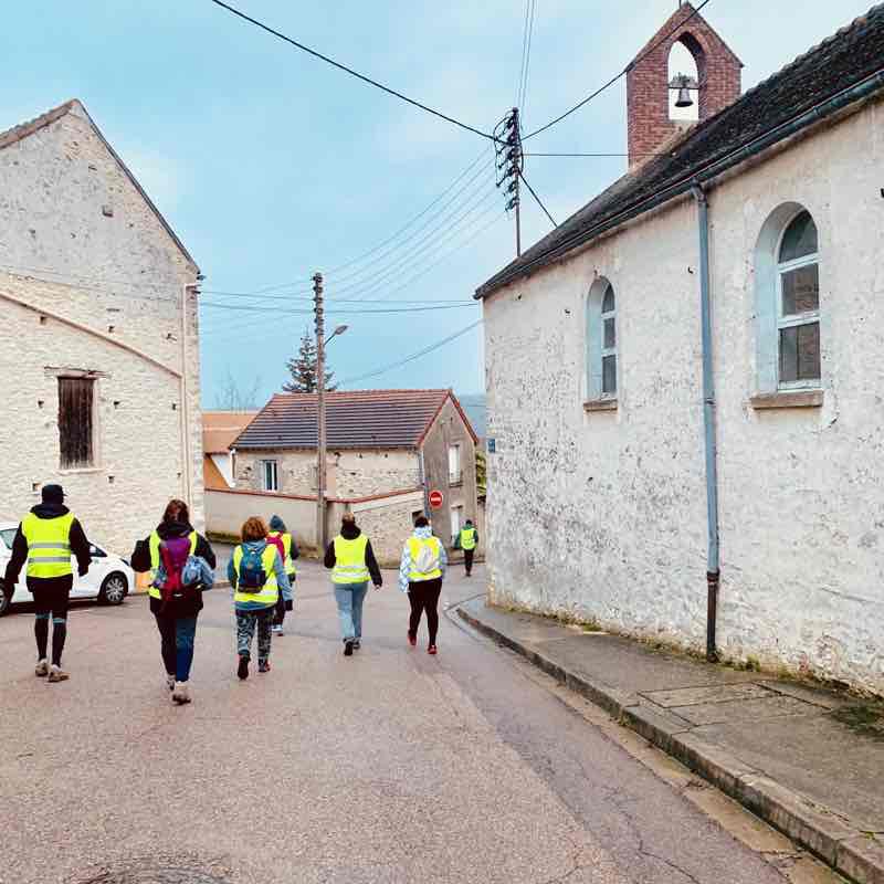 12km walk Paris-Mantes walking route map in Épône