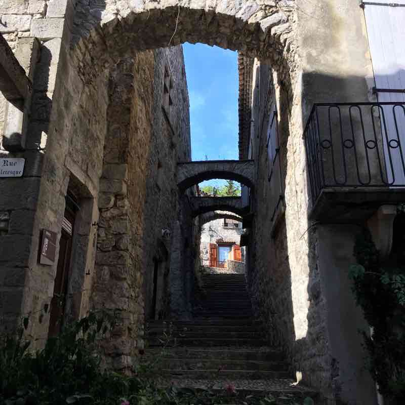 The sea of rocks walking route map in Sauve