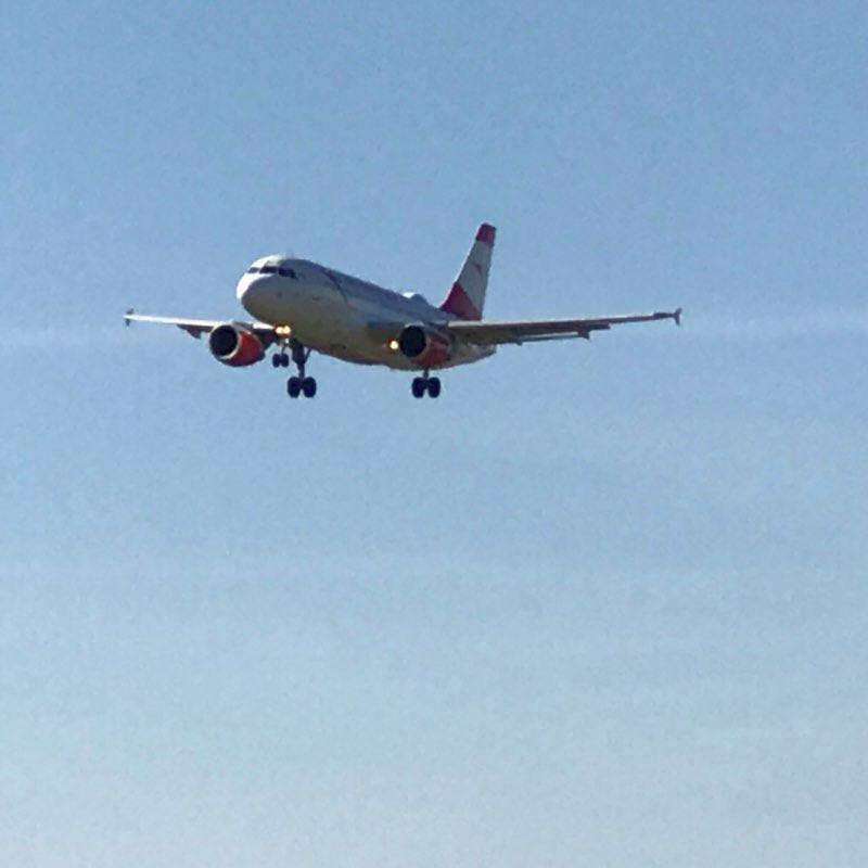 Airport circular route walking route map in Opfikon