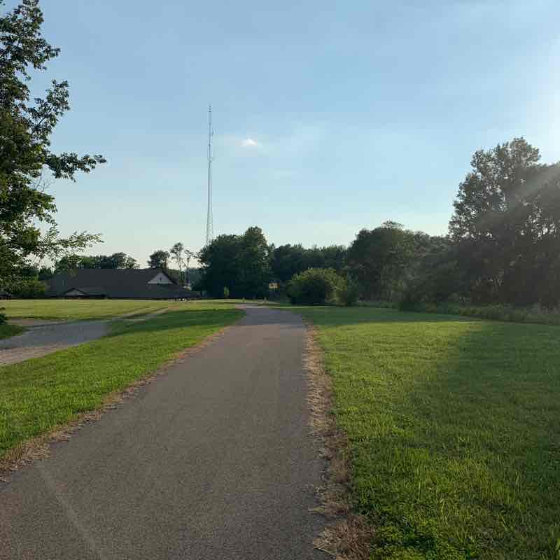 Nice trail Walk Oakland City, Indiana, USA Pacer